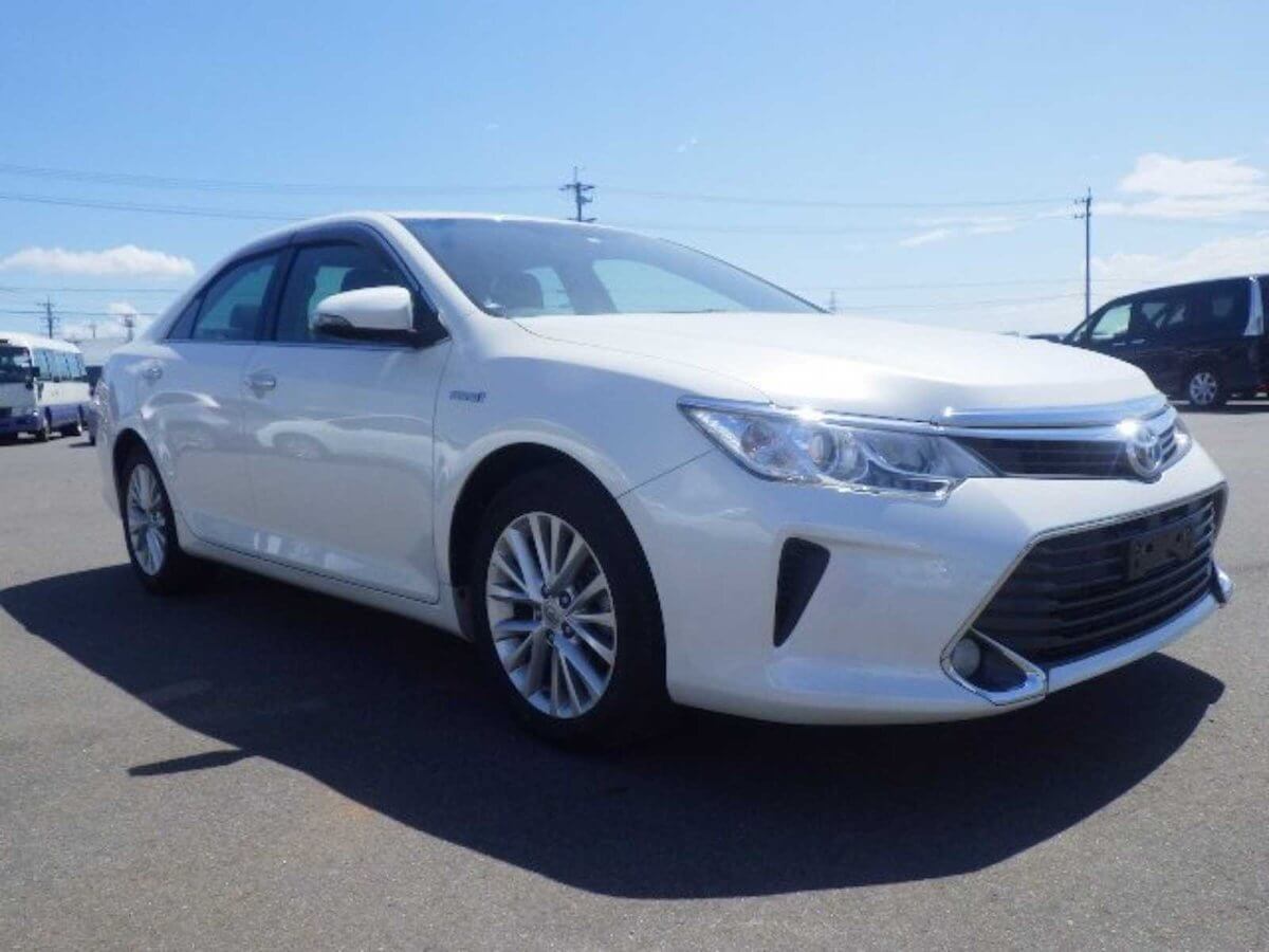 2015 152 White TOYOTA CAMRY HYBRID AUTOMATIC SELF CHARGE