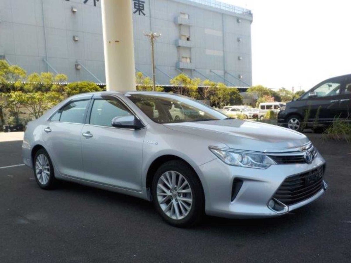 2015 152 SILVER TOYOTA CAMRY HYBRID AUTOMATIC SELF CHARGE