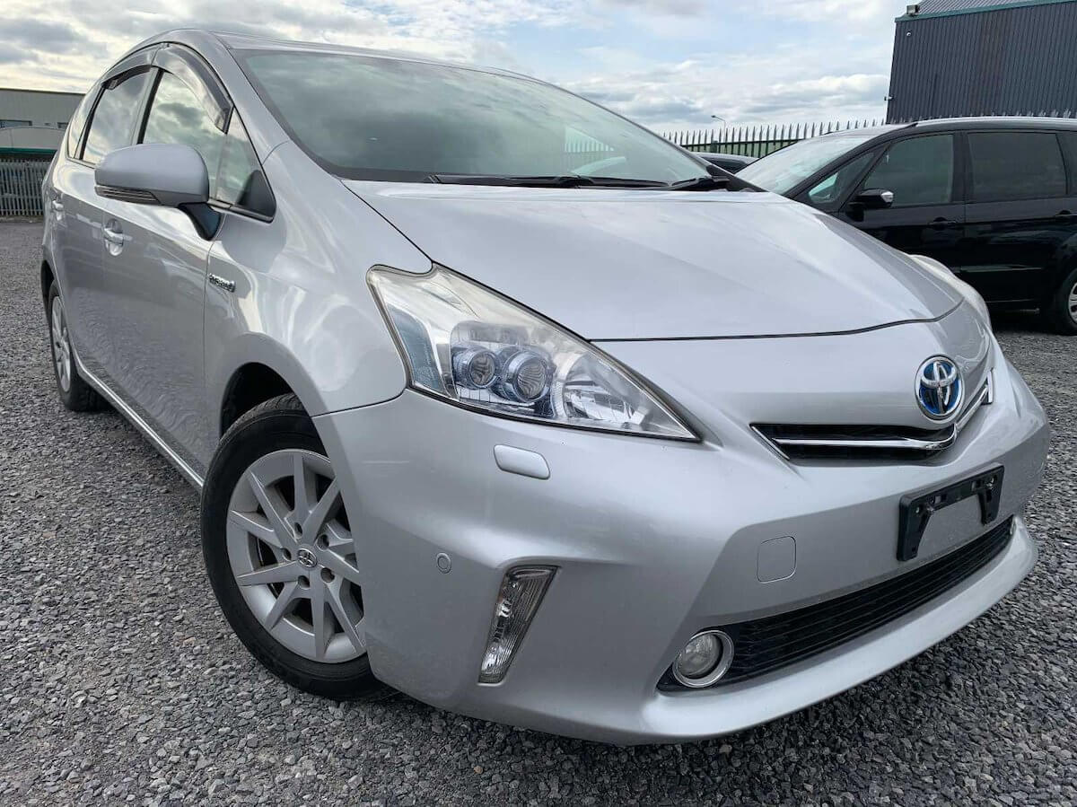 2012 Toyota Prius Alpha 1.8 Hybrid Auto 7 seater